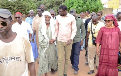 Visite des travaux du marché Darou Salaam de Thiès-Ouest & Réfection des toilettes publiques, pose des barrières de protection, curage du Daral, densification de l’éclairage entre autres.
